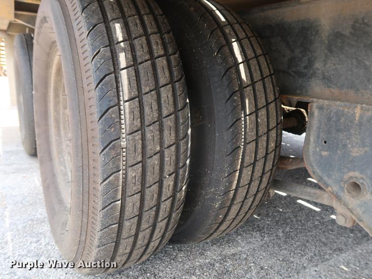 image for item DF2280 2006 CZ Engineering HCZ24KT equipment trailer