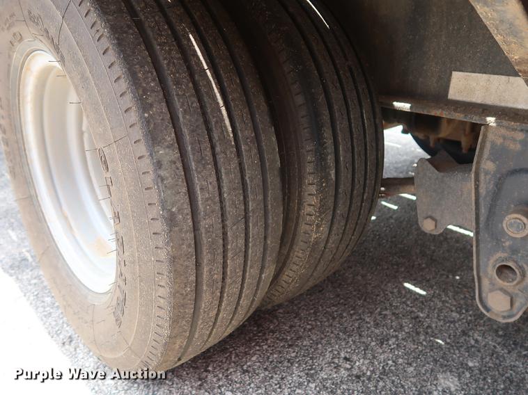 image for item DF2280 2006 CZ Engineering HCZ24KT equipment trailer