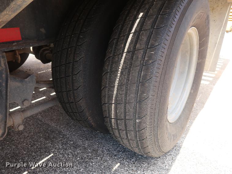 image for item DF2280 2006 CZ Engineering HCZ24KT equipment trailer