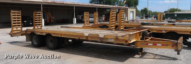 image for item DF2281 2006 CZ Engineering HCZ24KT equipment trailer
