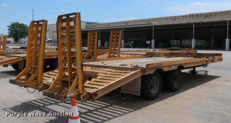 image for item DF2281 2006 CZ Engineering HCZ24KT equipment trailer