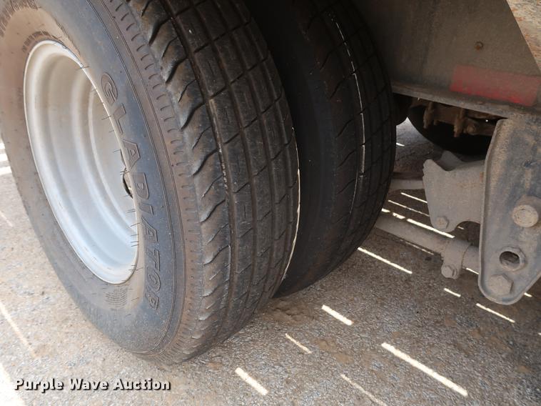 image for item DF2281 2006 CZ Engineering HCZ24KT equipment trailer