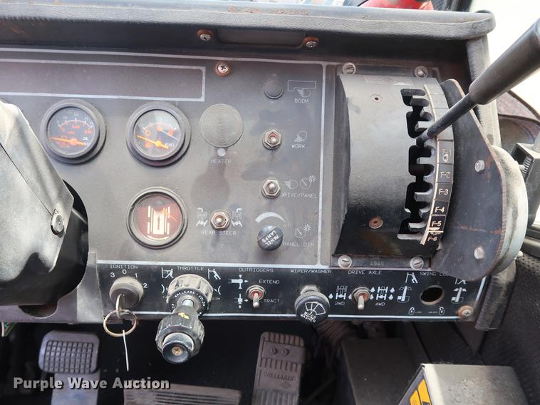 image for item DF2282 1989 Grove RT740B crane