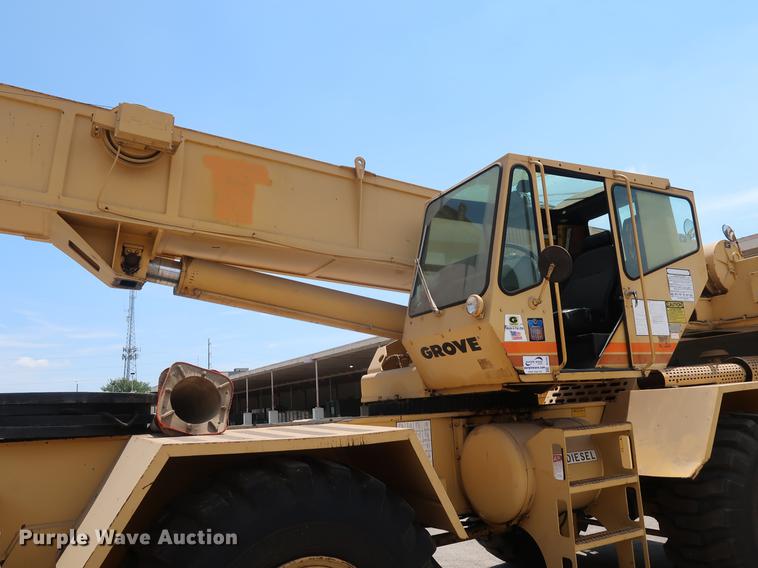 image for item DF2282 1989 Grove RT740B crane