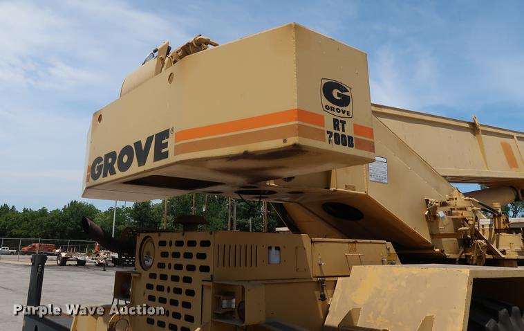 image for item DF2282 1989 Grove RT740B crane