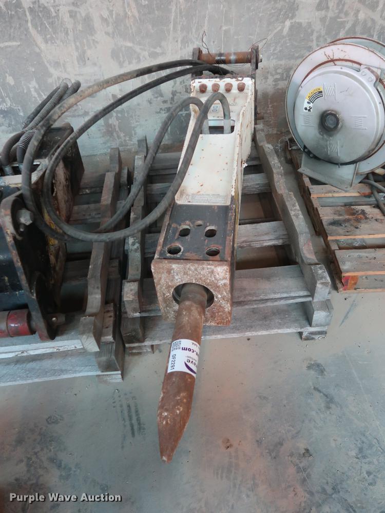 image for item DF2291 Stanley 15EX hydraulic breakers