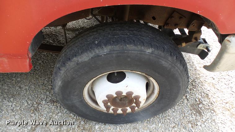 image for item DF3274 1996 Ford F450 Super Duty dump truck