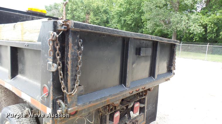 image for item DF3274 1996 Ford F450 Super Duty dump truck