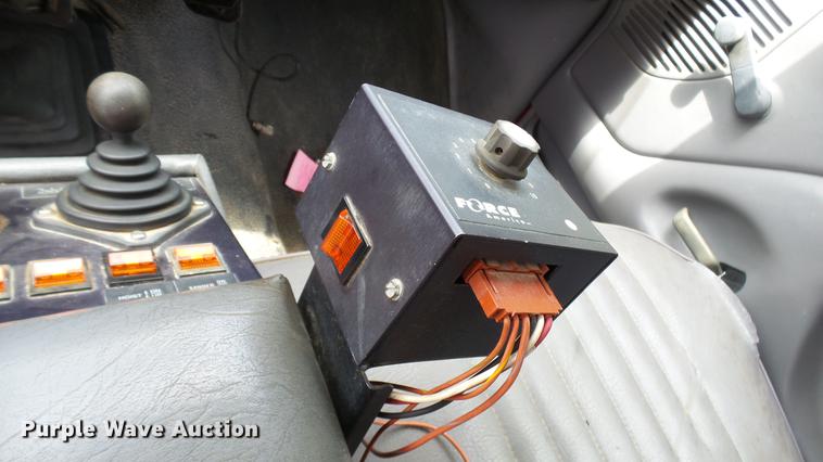 image for item DF3274 1996 Ford F450 Super Duty dump truck