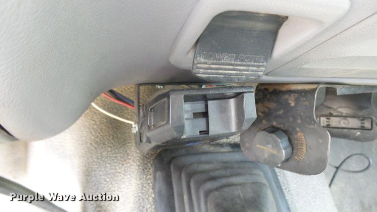 image for item DF3274 1996 Ford F450 Super Duty dump truck