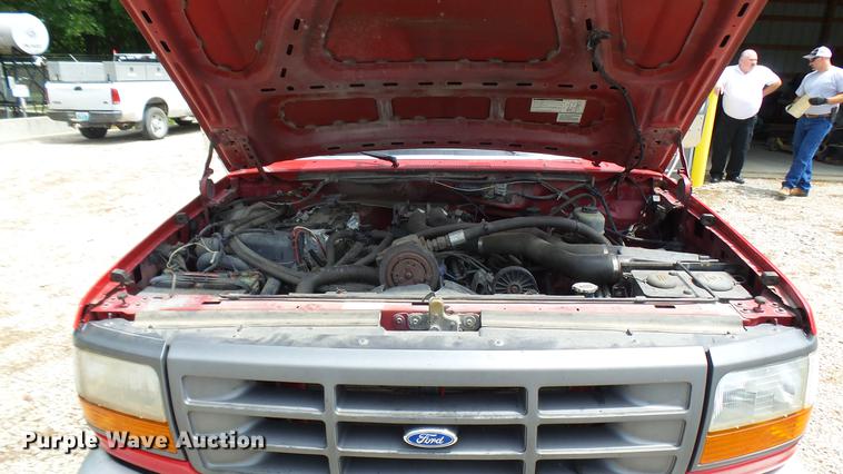 image for item DF3274 1996 Ford F450 Super Duty dump truck