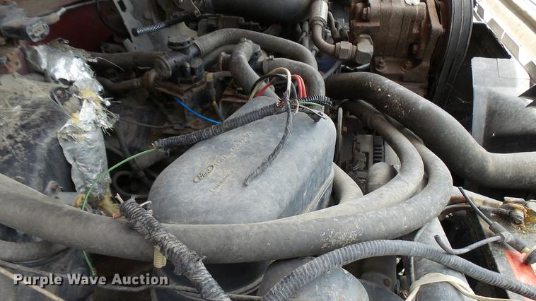 image for item DF3274 1996 Ford F450 Super Duty dump truck