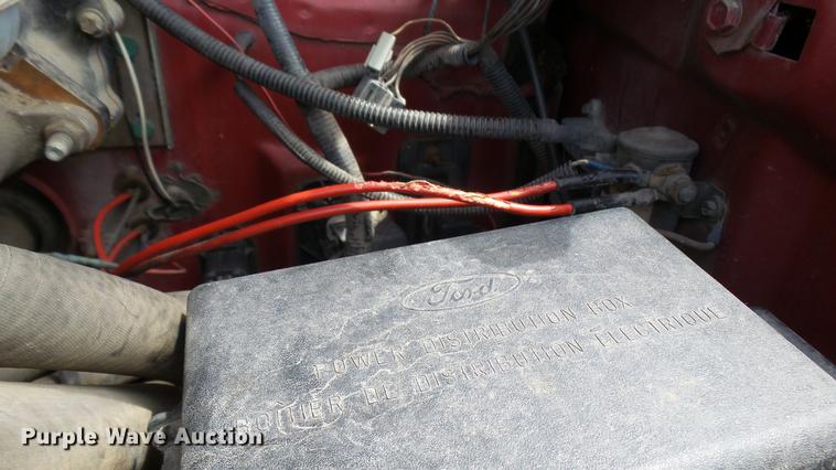 image for item DF3274 1996 Ford F450 Super Duty dump truck