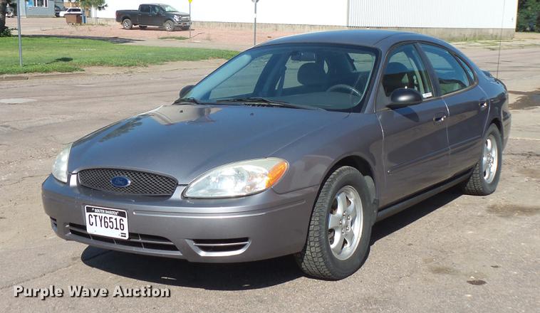 image for item DV9475 2007 Ford Taurus