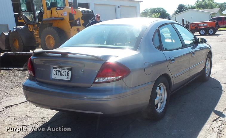 image for item DV9475 2007 Ford Taurus