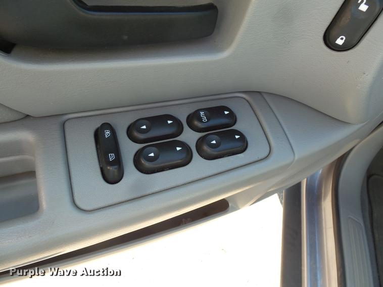 image for item DV9475 2007 Ford Taurus