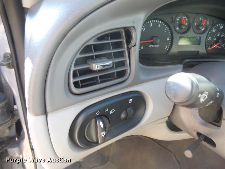 image for item DV9475 2007 Ford Taurus