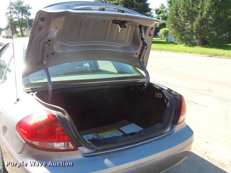 image for item DV9475 2007 Ford Taurus