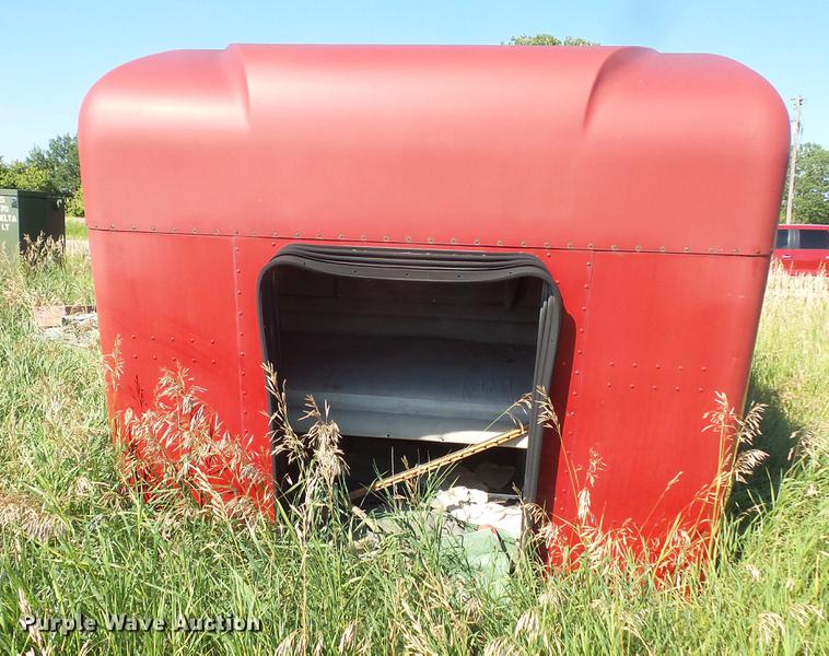 image for item DV9477 Sleeper