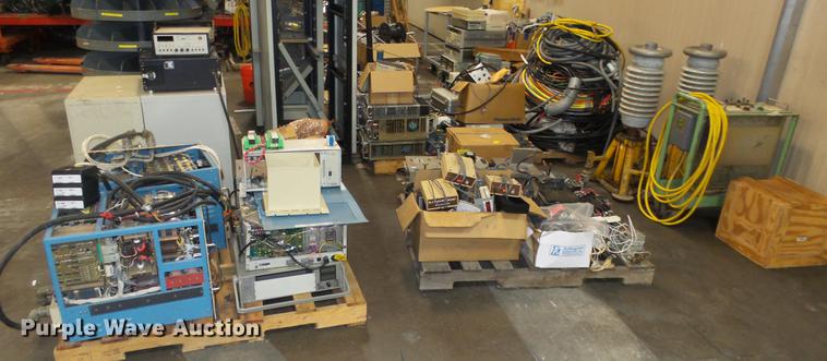 image for item EF9172 Aviation testing electronics and tools