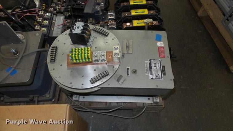 image for item EF9172 Aviation testing electronics and tools