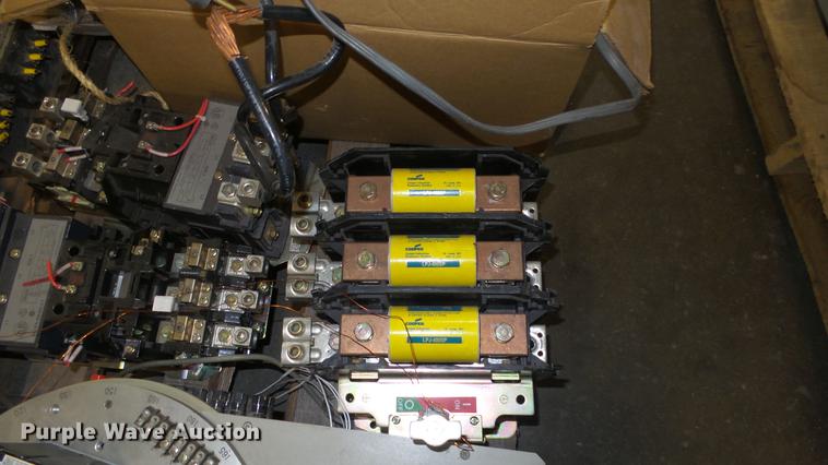 image for item EF9172 Aviation testing electronics and tools