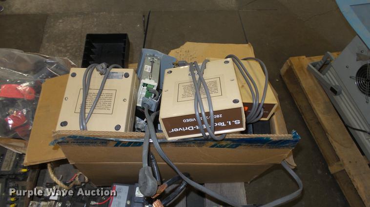 image for item EF9172 Aviation testing electronics and tools