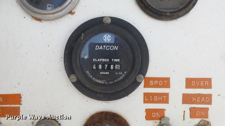 image for item EF9225 1984 International 1724 sewer jetter truck