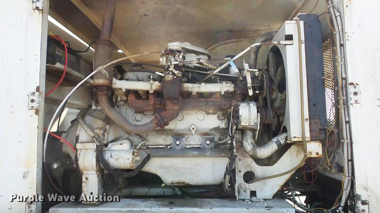 image for item EF9225 1984 International 1724 sewer jetter truck