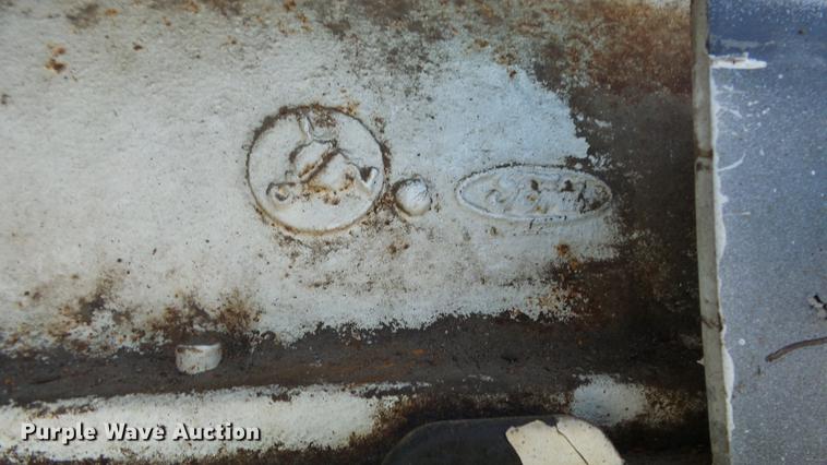 image for item EF9225 1984 International 1724 sewer jetter truck