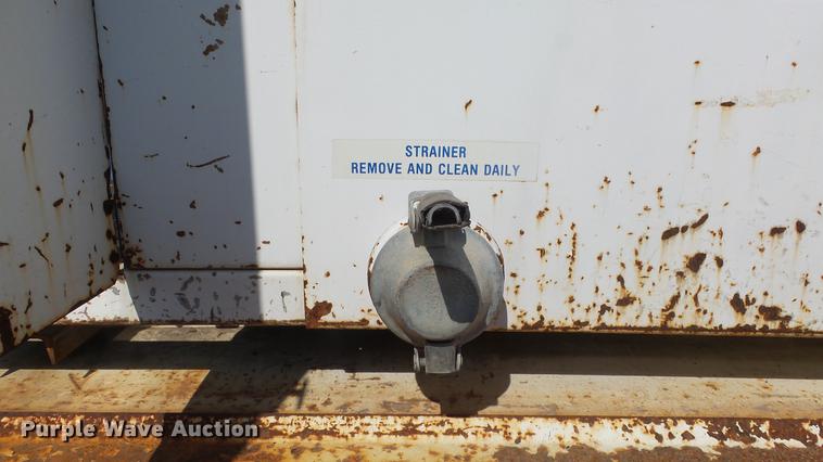 image for item EF9225 1984 International 1724 sewer jetter truck