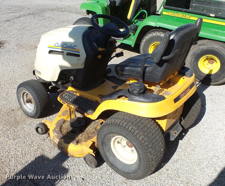 image for item EF9236 Cub Cadet LT1050 lawn mower