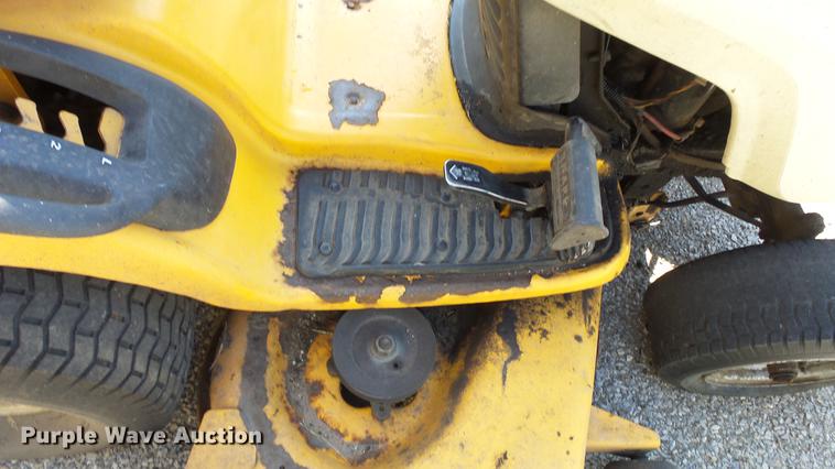 image for item EF9236 Cub Cadet LT1050 lawn mower