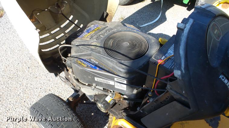 image for item EF9236 Cub Cadet LT1050 lawn mower