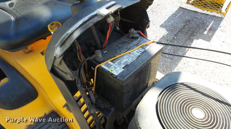 image for item EF9236 Cub Cadet LT1050 lawn mower