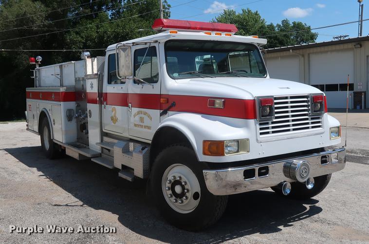 image for item EF9770 1992 International 4900 Crew Cab fire truck