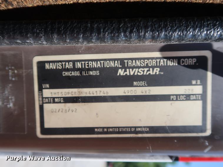 image for item EF9770 1992 International 4900 Crew Cab fire truck