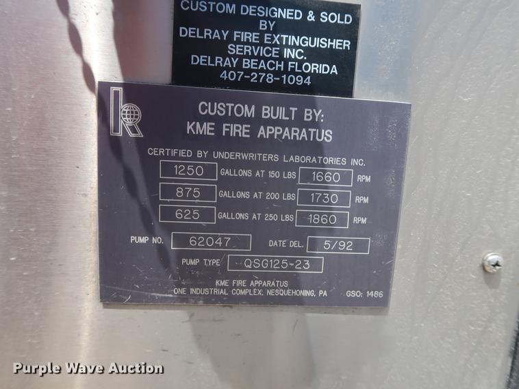 image for item EF9770 1992 International 4900 Crew Cab fire truck