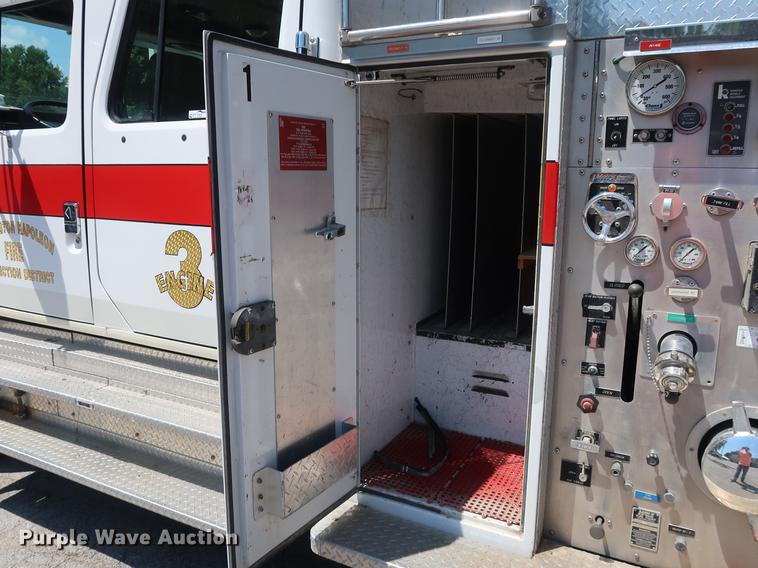 image for item EF9770 1992 International 4900 Crew Cab fire truck