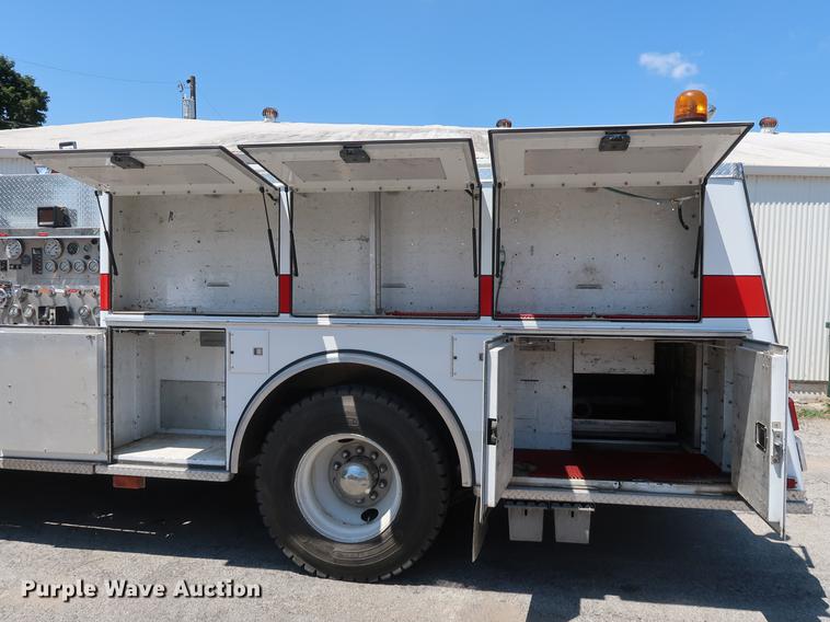 image for item EF9770 1992 International 4900 Crew Cab fire truck