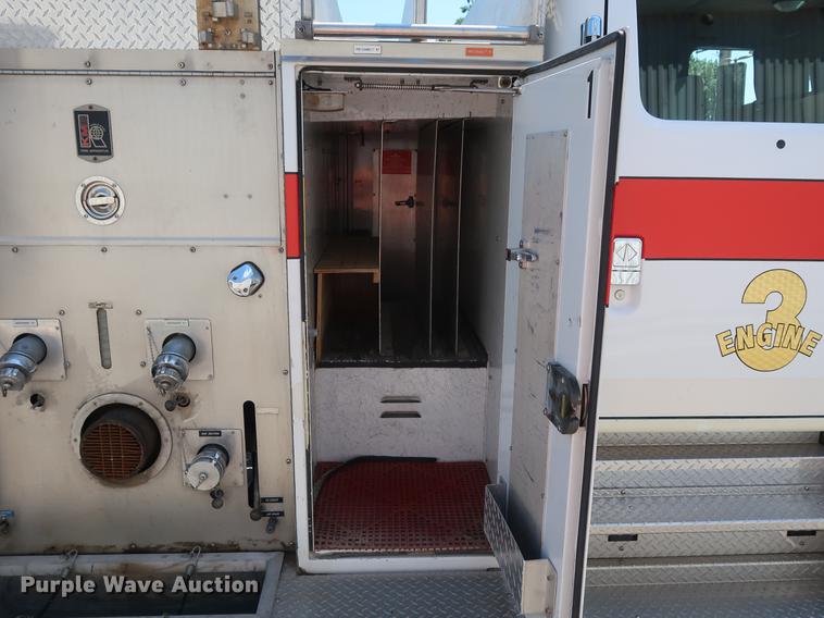 image for item EF9770 1992 International 4900 Crew Cab fire truck