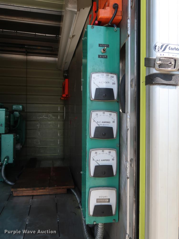 image for item EF9803 2000 GMC C6500 emergency response truck