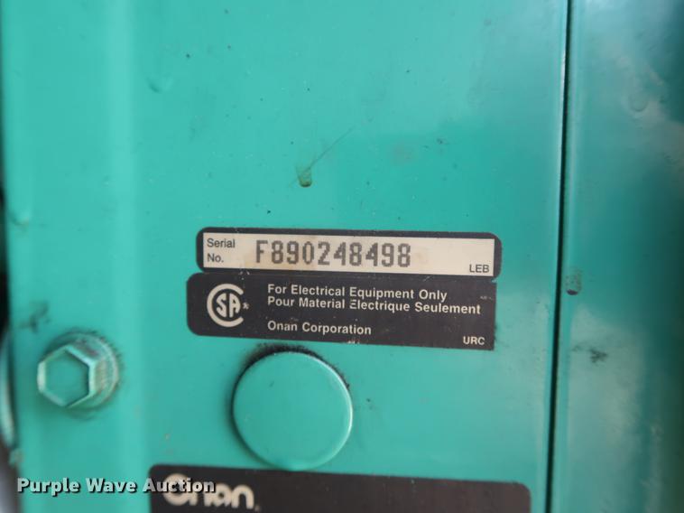 image for item EF9803 2000 GMC C6500 emergency response truck