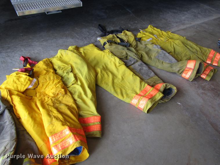 image for item EH9259 Bunker gear