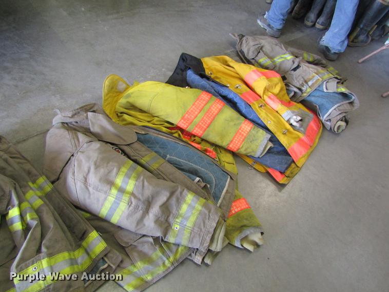 image for item EH9259 Bunker gear