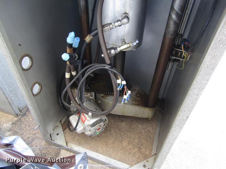 image for item EH9266 Baldwin 60HV universal test machine