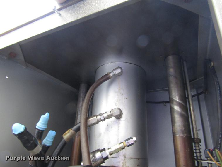 image for item EH9266 Baldwin 60HV universal test machine