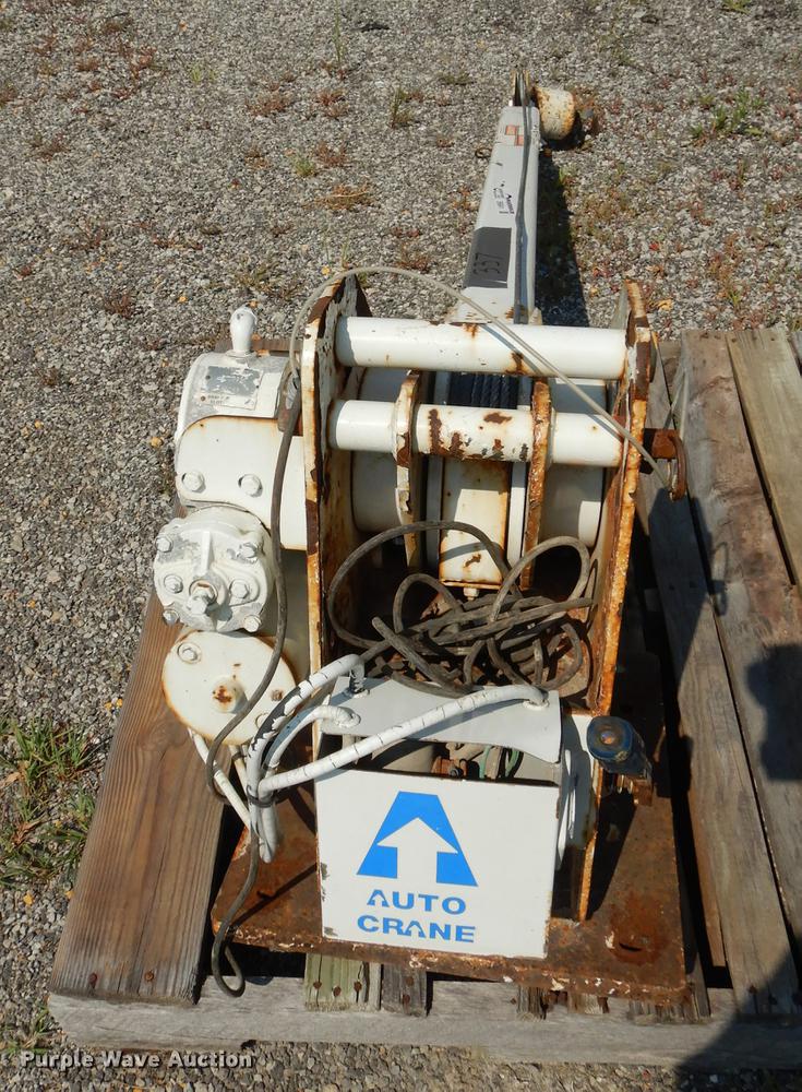 image for item EK9411 Auto Crane 2003 crane