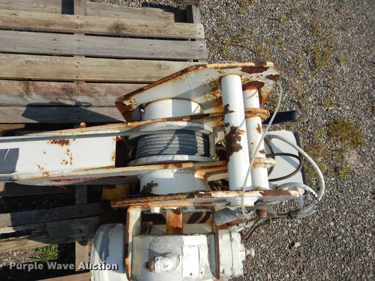 image for item EK9411 Auto Crane 2003 crane