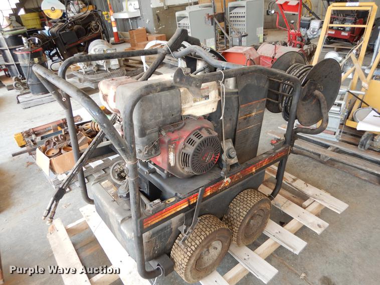 image for item EK9421 MTM pressure washer